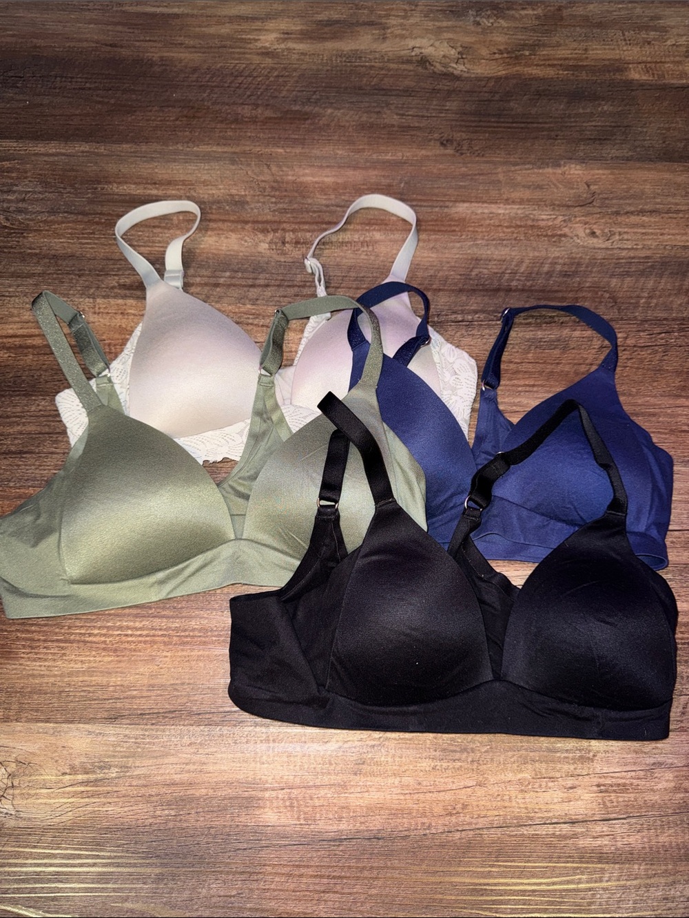 aerie Seamless Bra Bundle - Black, White, Navy, Green - 34A